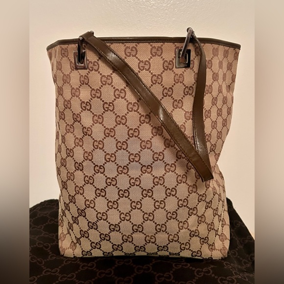 Gucci Handbags - Gucci Vintage Authentic GG Monogram Vertical Tote Bag. Excellent Condition